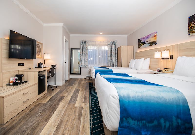 Room in Comfort inn Carmel by the Sea, California