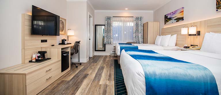 Non Smoking 2 Queen Beds at Comfort Inn Carmel By The Sea, California